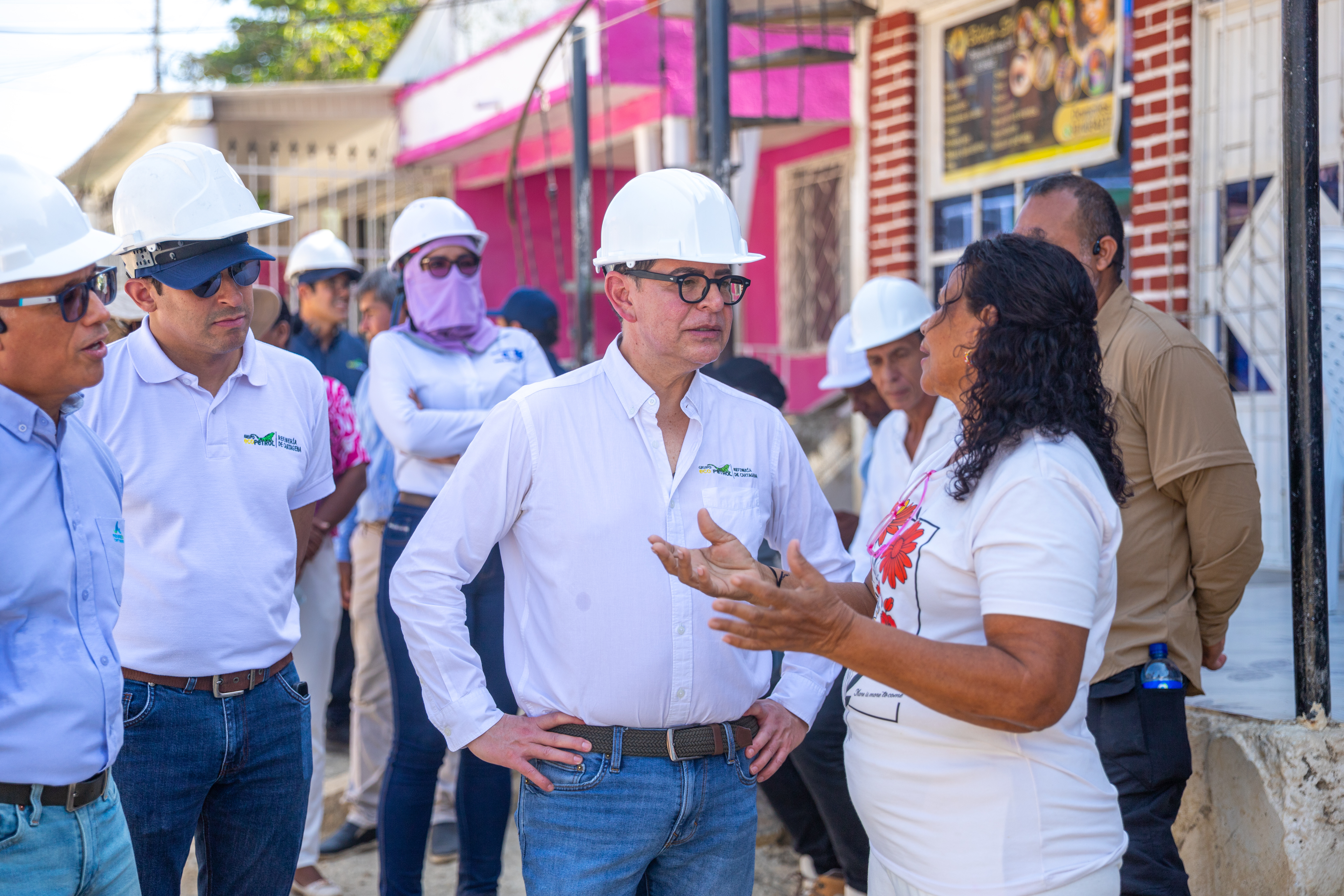 Refinería de Cartagena, Acuacar y Alcaldía avanzan en obra de alcantarillado en Arroz Barato